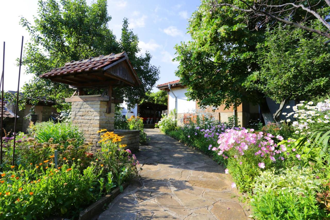 Хаджикольовата Къща Villa Медвен Екстериор снимка
