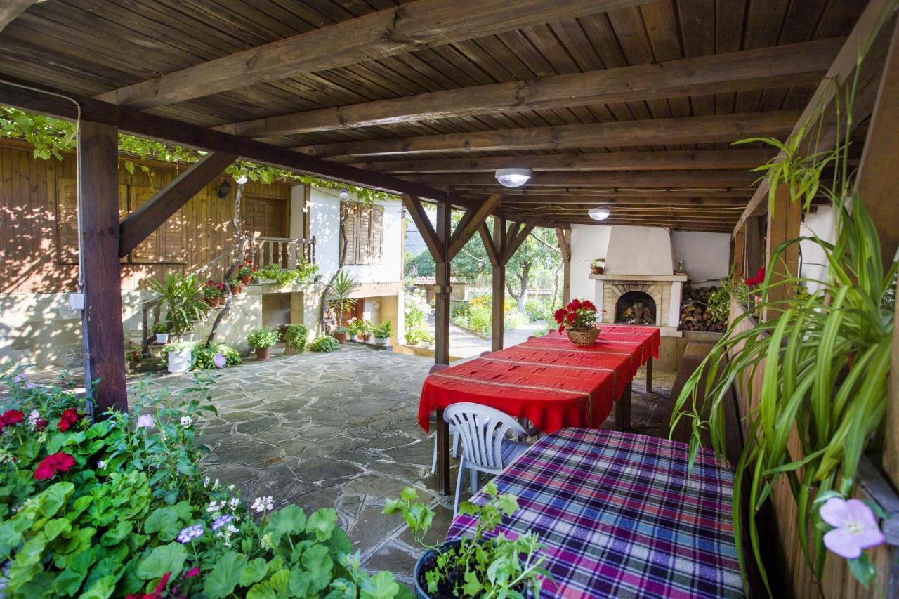 Хаджикольовата Къща Villa Медвен Екстериор снимка