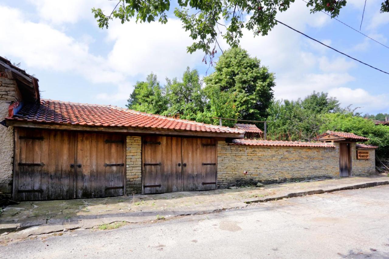 Хаджикольовата Къща Villa Медвен Екстериор снимка