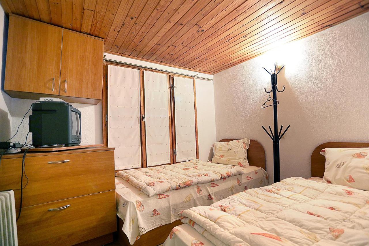 Хаджикольовата Къща Villa Медвен Екстериор снимка